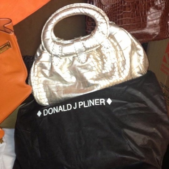 Platinum Crocodile leather Donald J Pliner bag - Picture 3 of 5
